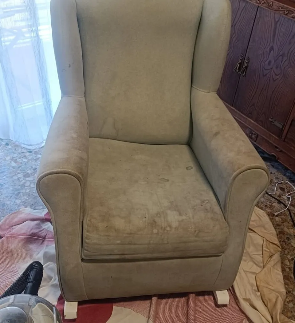 Sillón antes de la limpieza